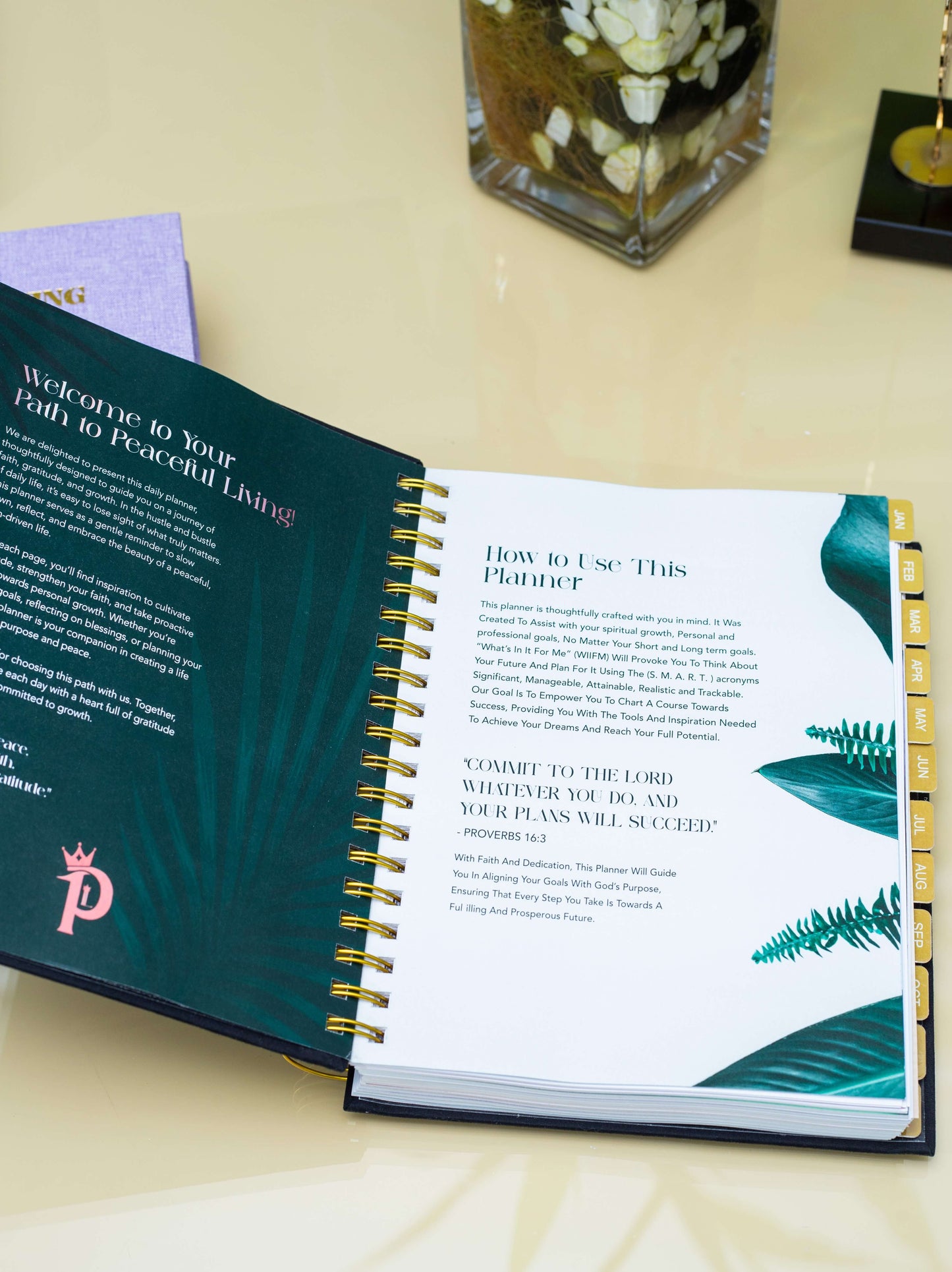 Peaceful Living Daily Planner - Black